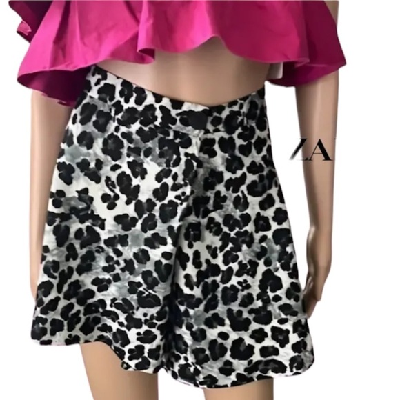 ZARA Leopard print Skort L - Picture 1 of 11